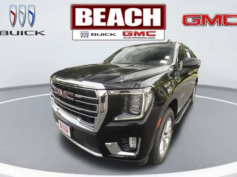 Used 2022 GMC Yukon SLT w/ SLT Luxury Package AWD/4WD image 7
