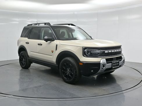 Certified 2025 Ford Bronco Sport Badlands image 59
