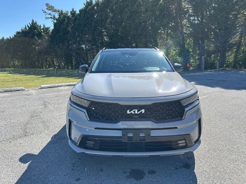 Used 2023 Kia Sorento SX image 2