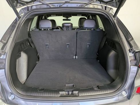 Used 2024 Ford Escape ST-Line w/ Tech Pack #1 AWD/4WD image 12
