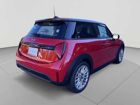 New 2026 MINI Cooper 2-Door Hardtop FWD image 5