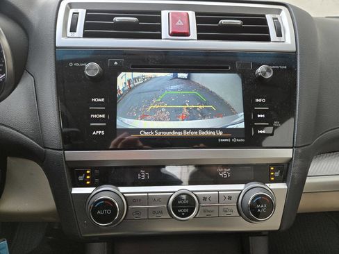 Used 2017 Subaru Legacy 2.5i Premium image 15