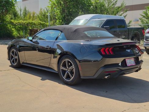 Used 2025 Ford Mustang Premium RWD image 7