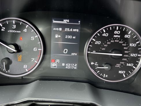 Certified 2025 Subaru Legacy Premium w/ Popular Package #1A AWD/4WD image 29