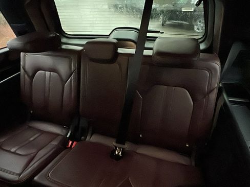 Used 2024 Ford Expedition Limited image 26