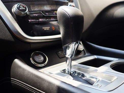 Used 2023 Nissan Murano S image 51