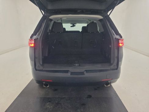 Used 2020 Chevrolet Traverse LS FWD image 29
