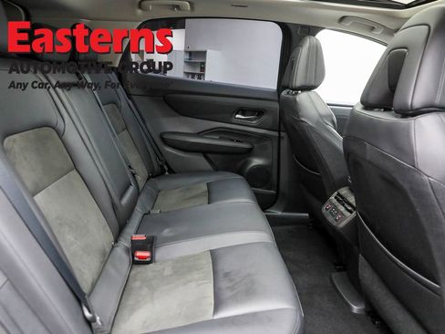 Used 2024 Nissan Ariya FWD image 25