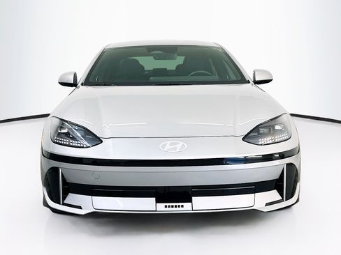 Used 2023 Hyundai Ioniq 6 SEL AWD/4WD image 2