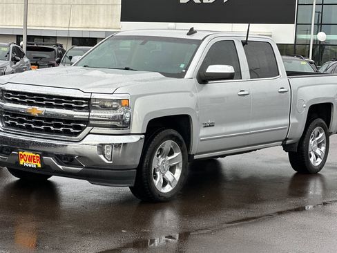 Used 2018 Chevrolet Silverado 1500 LTZ w/ Texas Edition image 8