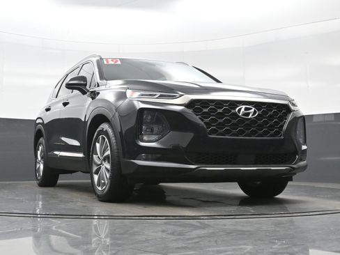 Used 2019 Hyundai Santa Fe SEL FWD image 24