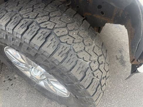 Used 2019 Ford F150 XLT w/ Equipment Group 302A Luxury image 4