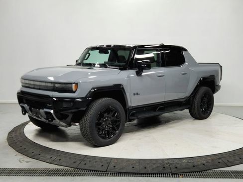 New 2026 GMC Hummer EV 4x4 Crew Cab w/ LPO, Dark Essentials Package image 3