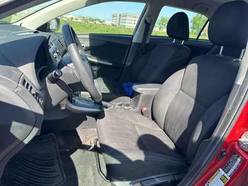 Used 2013 Toyota Corolla S image 15