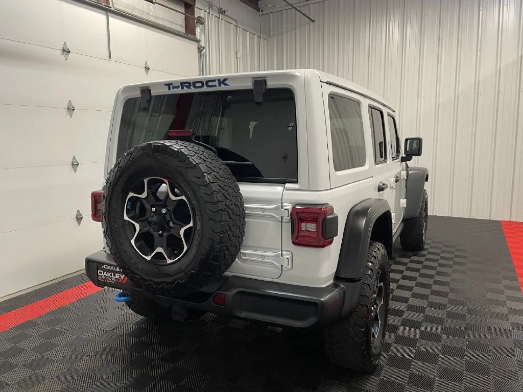 Used 2022 Jeep Wrangler Unlimited Rubicon 4xe AWD/4WD image 19