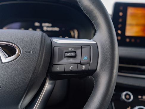 Certified 2026 INFINITI QX60 Luxe FWD image 13
