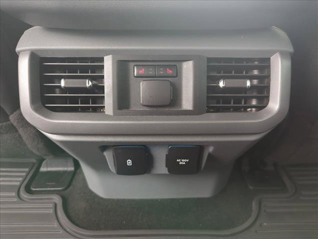 Used 2021 Ford F150 Lariat w/ Equipment Group 502A High AWD/4WD image 26