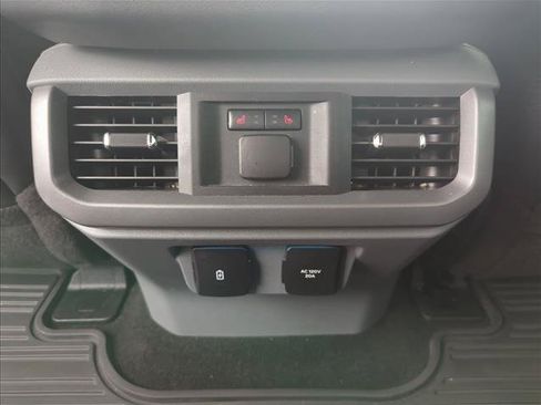 Used 2021 Ford F150 Lariat w/ Equipment Group 502A High AWD/4WD image 26
