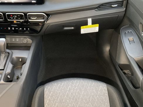 Used 2026 Nissan Sentra SV w/ Floor Mat Package image 20