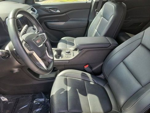 Used 2023 GMC Acadia SLT w/ Elevation Edition image 23