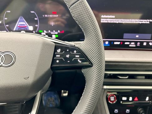 New 2025 Audi SQ5 Premium Plus image 12