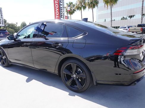 Used 2024 Honda Accord Sport image 5