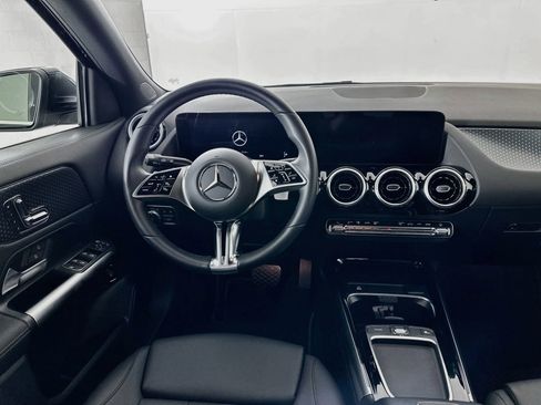 Certified 2025 Mercedes-Benz GLA 250 image 21