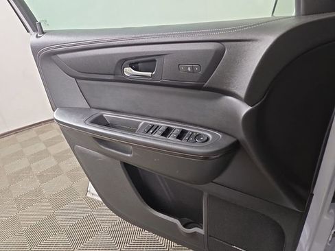 Used 2016 Chevrolet Traverse LTZ image 29