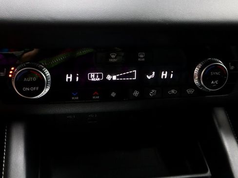 Used 2024 Mitsubishi Outlander SEL image 31