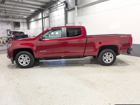 Used 2019 Chevrolet Colorado LT w/ Safety Package image 6