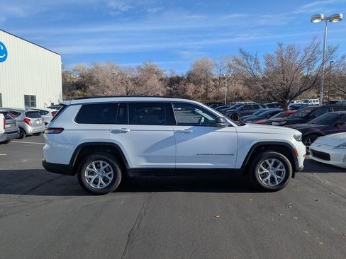 Used 2023 Jeep Grand Cherokee L Limited w/ Trailer Tow Group (B) image 2