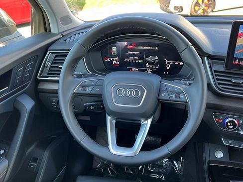 Certified 2024 Audi Q5 2.0T Premium Plus w/ Premium Plus Package image 21