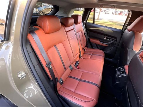 Used 2025 MAZDA CX-50 Meridian Edition w/ Apex Package image 19