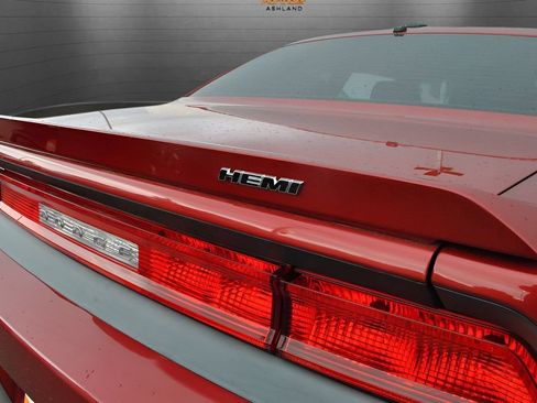 Used 2009 Dodge Challenger R/T RWD image 26