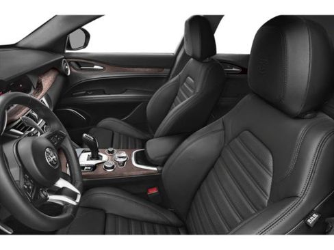 Certified 2023 Alfa Romeo Stelvio Veloce AWD/4WD image 9