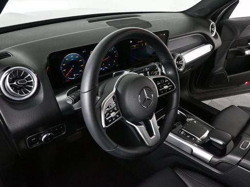 Certified 2023 Mercedes-Benz GLB 250 image 6