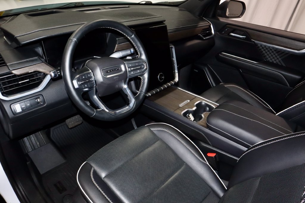 Used 2024 GMC Acadia Denali w/ LPO, Floor Liner Package FWD image 26