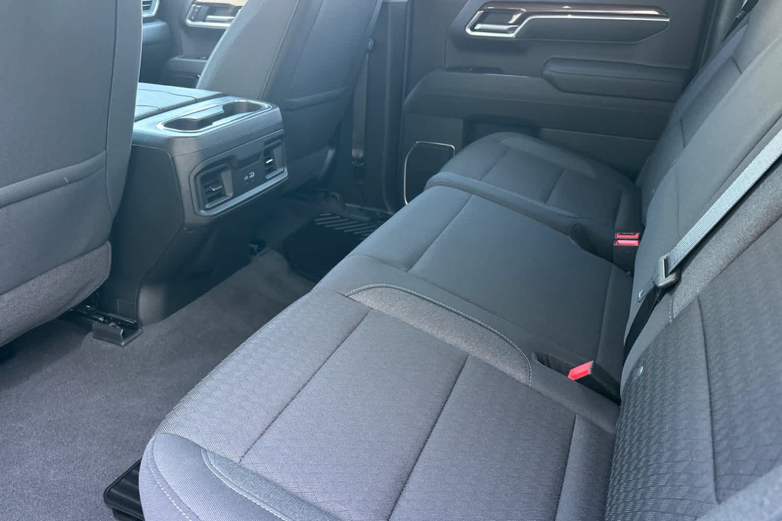 Used 2026 Chevrolet Silverado 1500 RST AWD/4WD image 4