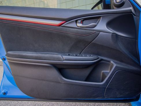 Used 2021 Honda Civic Type R image 11