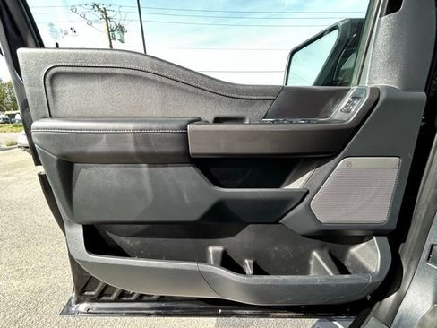 Used 2025 Ford F150 Lariat w/ Bed Utility Package AWD/4WD image 30