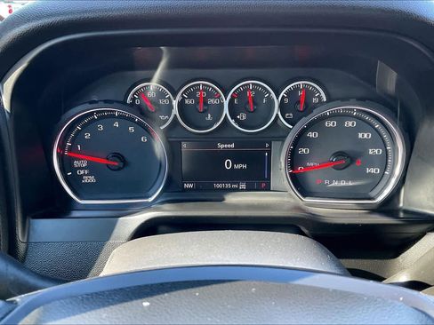 Used 2019 Chevrolet Silverado 1500 RST image 26