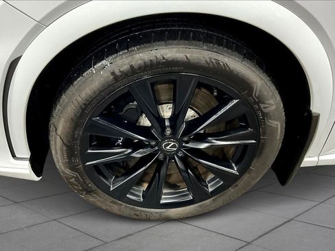 Used 2024 Lexus RX 500h F Sport image 10