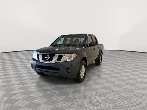 Used 2019 Nissan Frontier SV image 5