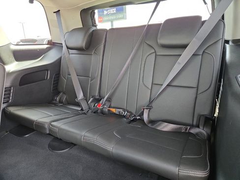 Used 2019 GMC Yukon Denali w/ Denali Ultimate Package AWD/4WD image 16