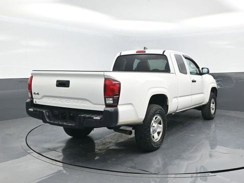 Used 2020 Toyota Tacoma SR image 25