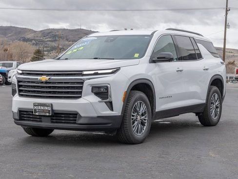 Certified 2024 Chevrolet Traverse LT AWD/4WD image 31
