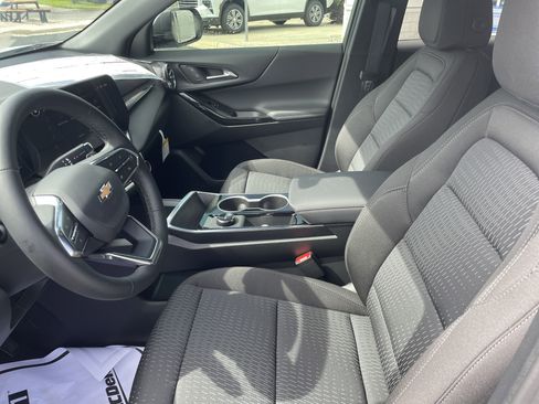 New 2026 Chevrolet Equinox LT image 12