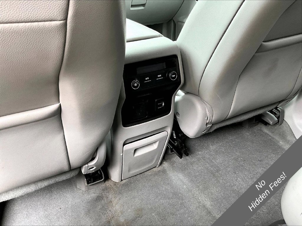 Used 2019 GMC Acadia SLT FWD image 29