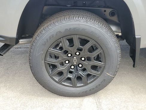 New 2026 Chevrolet Colorado W/T w/ WT Custom Package image 5