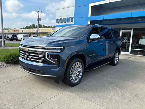 New 2026 Chevrolet Suburban Premier w/ Sun And Tow Package AWD/4WD image 6